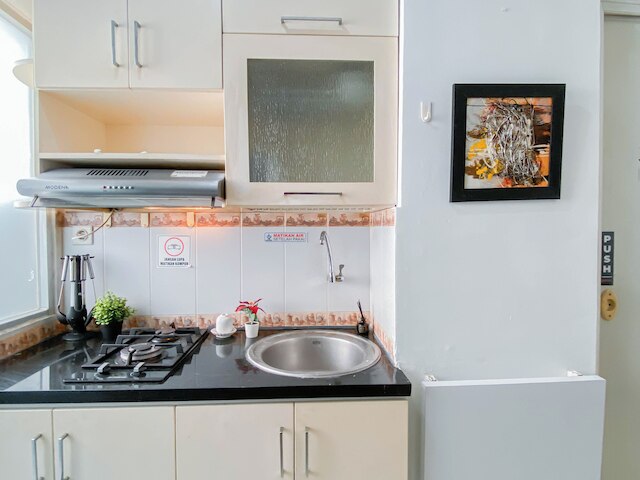 シンプリー 2ベッドルーム アパートメント ニア ビヌス ユニバーシティ アット メナラ ケボン ジェルク