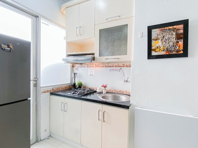 シンプリー 2ベッドルーム アパートメント ニア ビヌス ユニバーシティ アット メナラ ケボン ジェルク