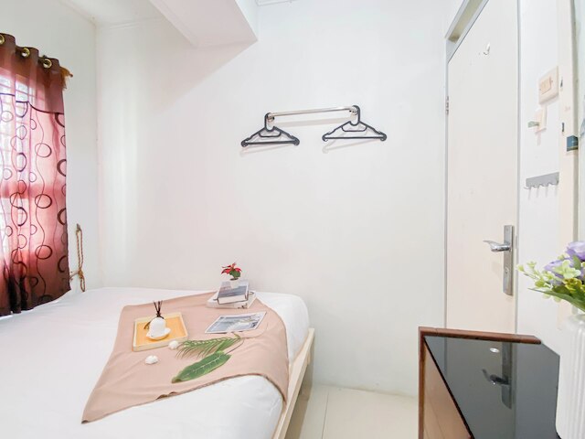 シンプリー 2ベッドルーム アパートメント ニア ビヌス ユニバーシティ アット メナラ ケボン ジェルク