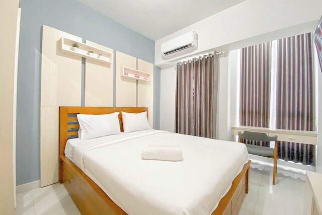 シンプル ホワイト スタジオ アパートメント アット ジ アルトン スマラン