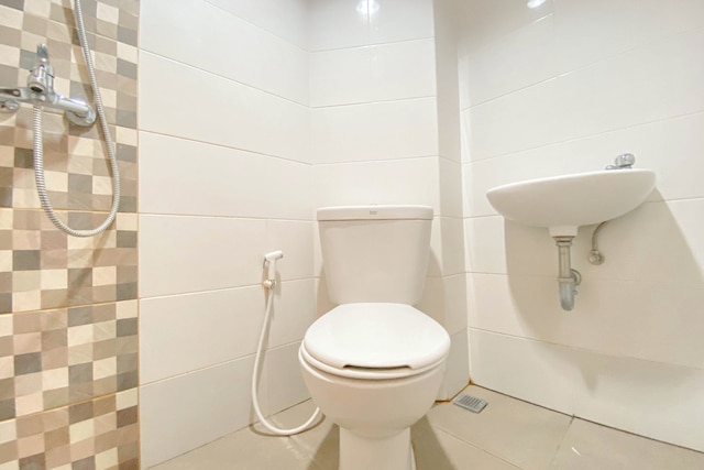 ウォーム ニュートラル 1 ベッドルーム ウィズアウト リビングルーム アット ジ アルトン アパートメント