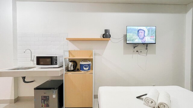 ベーシック スタジオ (ノー キッチン) ニア ウンハス バンダラヤ - タラサ シティ マカッサル アパートメント