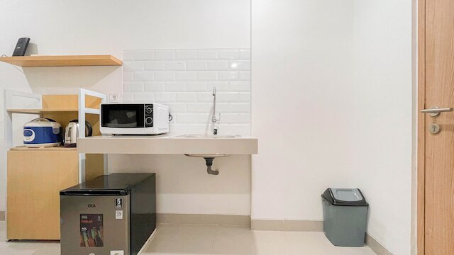 スタンダード スタジオ (ノー キッチン) アット バンダラヤ - タラサ シティ マカッサル アパートメント