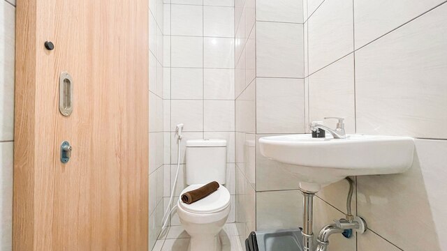 スタンダード スタジオ (ノー キッチン) アット バンダラヤ - タラサ シティ マカッサル アパートメント