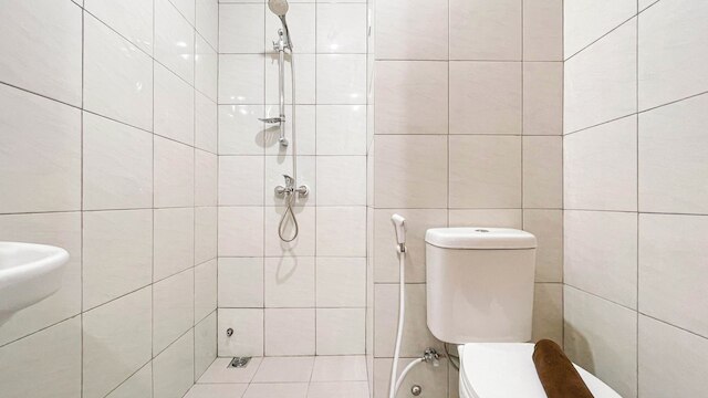 スタジオ (ノー キッチン) アパートメント ニア ウンハス アット バンダラヤ - タラサ シティ マカッサル