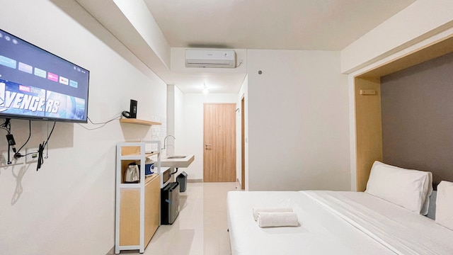 シンプル ルック スタジオ (ノー キッチン) ニア ウンハス バンダラヤ - タラサ シティ マカッサル アパートメント