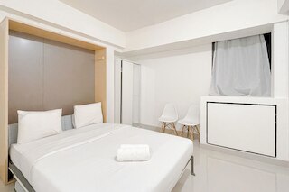 スタジオ ルーム (ノー キッチン) アパートメント ニア ウンハス バンダラヤ - タラサ シティ マカッサル