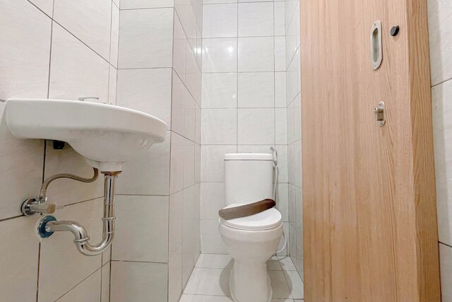 コンパクト スタジオ (ノー キッチン) バンダラヤ - タラサ シティ マカッサル アパートメント ニア ウンハス