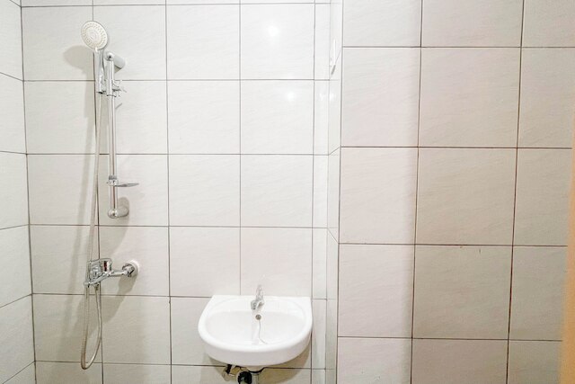 コンパクト スタジオ (ノー キッチン) バンダラヤ - タラサ シティ マカッサル アパートメント ニア ウンハス