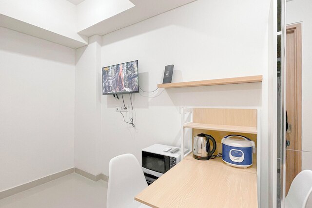 ニート スタジオ (ノー キッチン) アット バンダラヤ - タラサ シティ マカッサル アパートメント