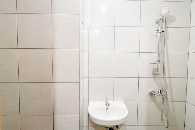 スタジオ アパートメント (ノー キッチン) ニア ウンハス アット バンダラヤ - タラサ シティ マカッサル