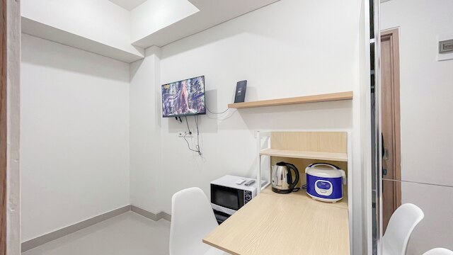 シンプル ルック スタジオ (ノー キッチン) アット バンダラヤ - タラサ シティ マカッサル アパートメント