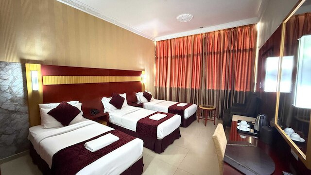 ベルヴィラ ラグジュアリー フェニックス イースト ビーチ