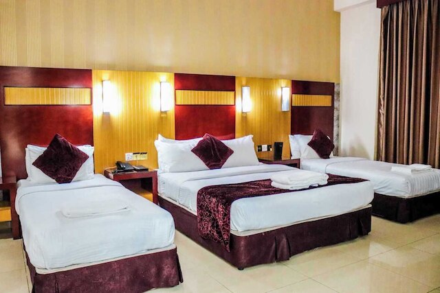 ベルヴィラ ラグジュアリー フェニックス イースト ビーチ