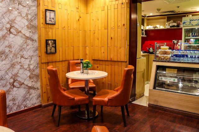 フェニックス リトリート デイラ By Dancenter