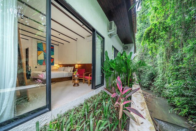 セイクレッド ジャングル by EVDEkimi - ピースフル リトリート ウィズ ヴィラズ & アパートメンツ ウィズ キッチンズ アンド プールズ イン トランクイル ウブド