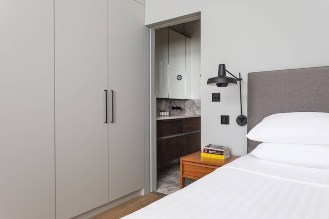 レッドクリフ スクエア 12 by Onefinestay