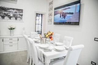 セントラル ラグジュアリー アパートメント