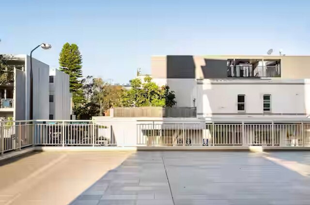 ボンダイ ビーチ ハブ ビーチサイド エスケープ