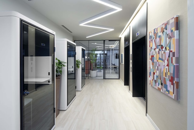 ウィズ スタイリッシュ 1ベッドルーム イン ウィンウッド