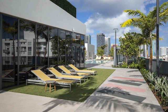 ウィズ スタイリッシュ 1ベッドルーム イン ウィンウッド