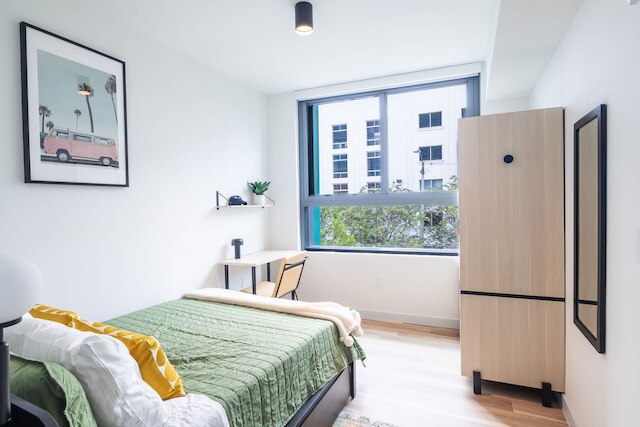 ウィズ スペーシャス モダン 3ベッドルーム イン ウィンウッド