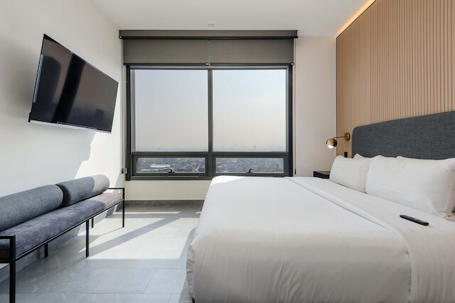 マーベラス ロフト ウィズ パーフェクト ビュー イン クアウテモック