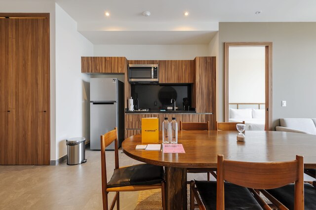 ラグジュアリー 1ベッドルーム ウィズ アメージング ビュー イン クアウテモック