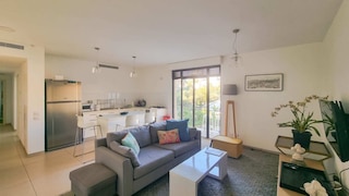 ニツァナ カシミール イン テルアビブ-ヤフォ