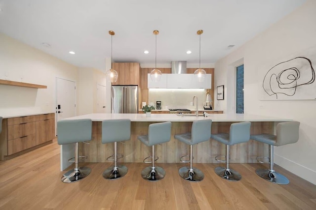 ニュー 3 ベッド by ユナイテッドセンター ウィズ パーキング バルコニー