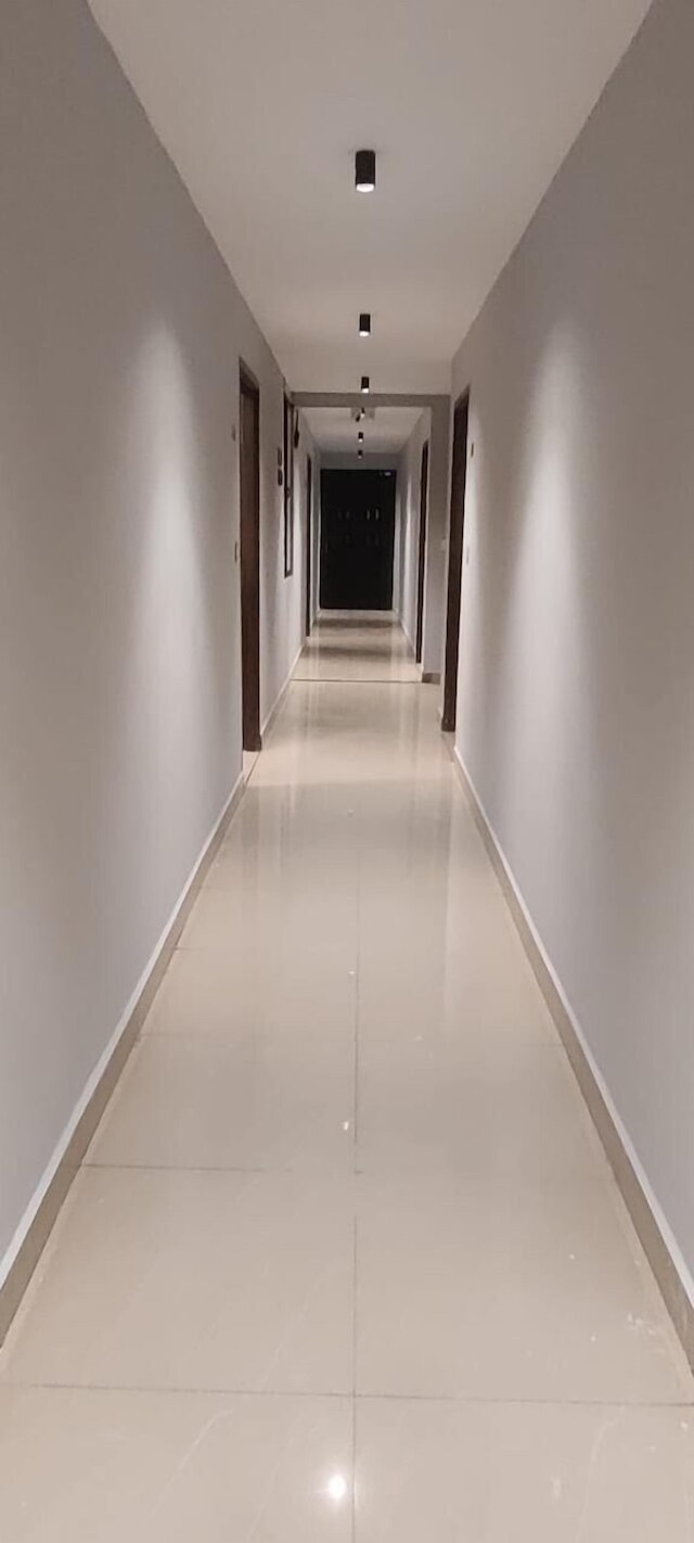 ファイブ ストーンズ by アース ホテル エッカトゥタンガル グインディ