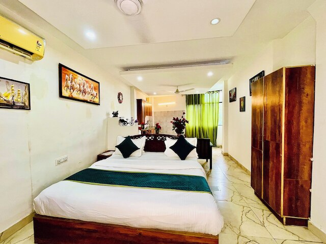 ホテル ハウズ カース イン