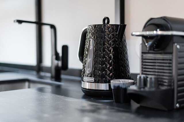 ゲストレディ - メルカドレス 150