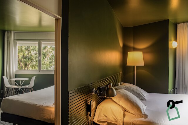 ホティデイ バルセロナ コロン