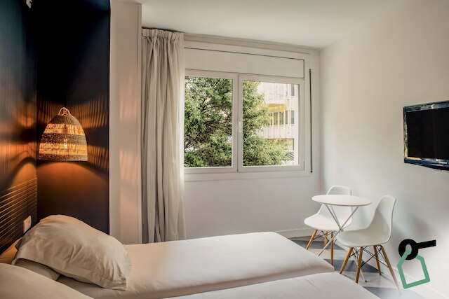 ホティデイ バルセロナ コロン