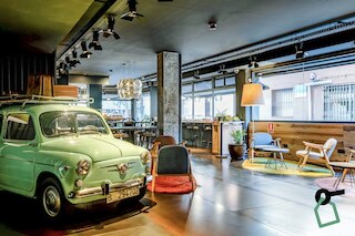 ホティデイ バルセロナ コロン