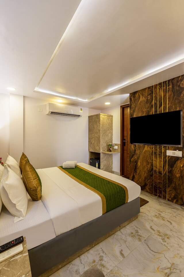 オテル オール イン ホームズ