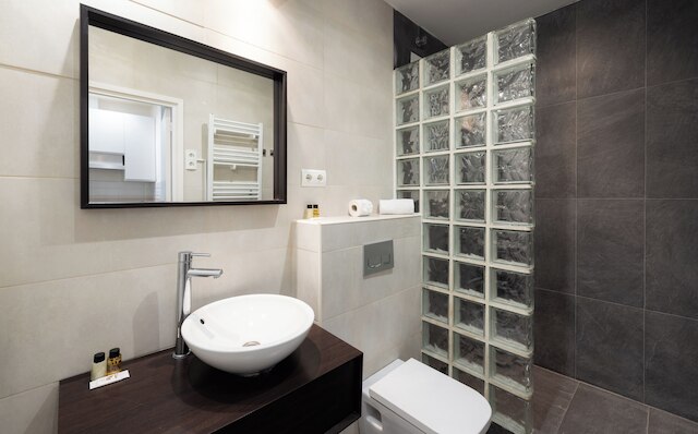 ステイ ユニーク アパートメンツ ラダス