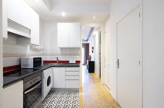 ステイ ユニーク アパートメンツ ラダス