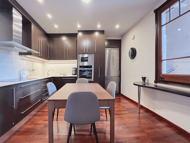 ステイ ユニーク アパートメンツ インドゥストリア II