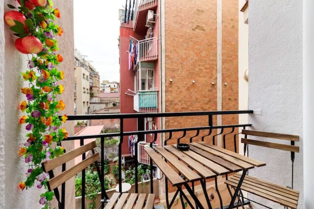 ステイ ユニーク アパートメンツ ラ ボルデタ