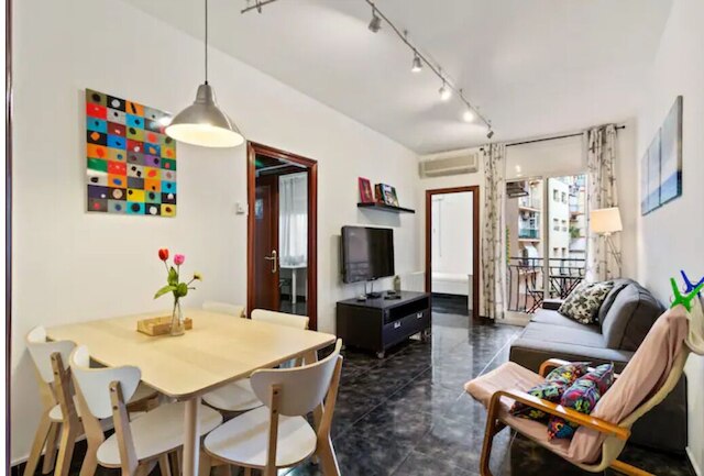 ステイ ユニーク アパートメンツ ラ ボルデタ