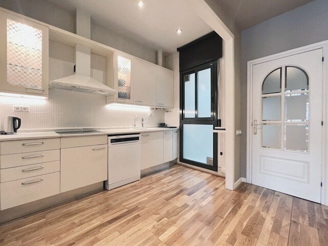 ステイ ユニーク アパートメンツ ウルキナオナ