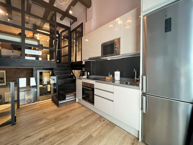 ステイ ユニーク アパートメンツ エスト