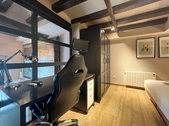 ステイ ユニーク アパートメンツ エスト