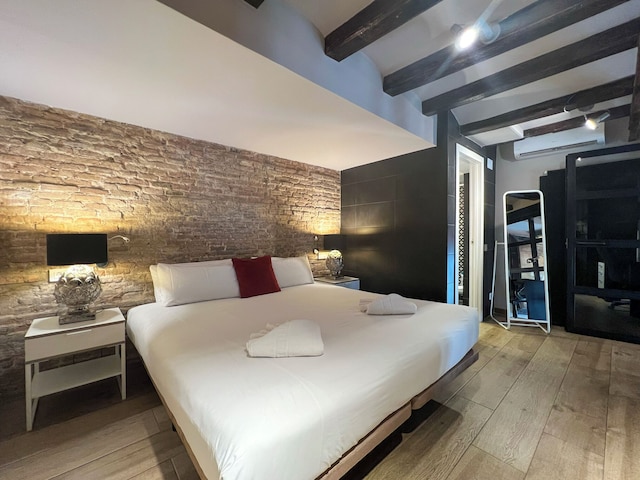 ステイ ユニーク アパートメンツ エスト