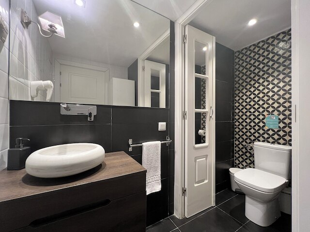 ステイ ユニーク アパートメンツ エスト