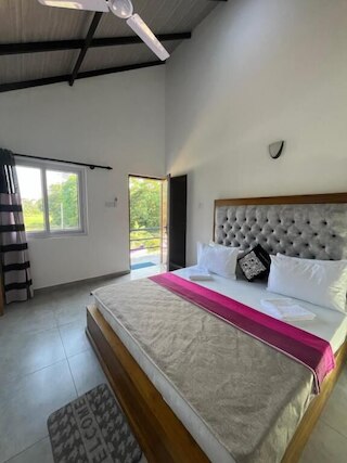 ロイヤルクラウン レジデンシー ホテル