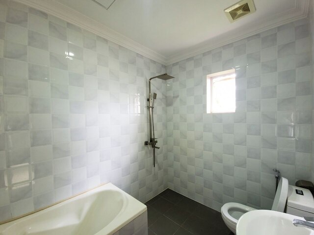 サット チャムロウン レジデンス