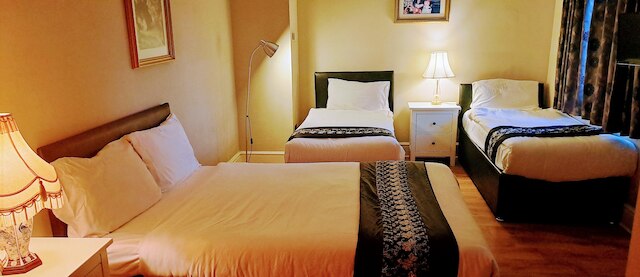 パーク クレセント ホテル